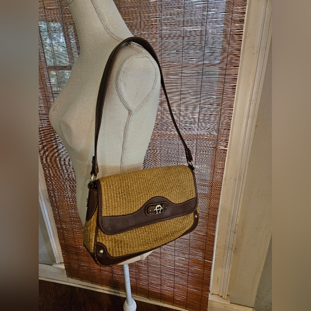 Etienne Aigner Paper Straw & Jute Natural Woven Shoulder Bag Purse